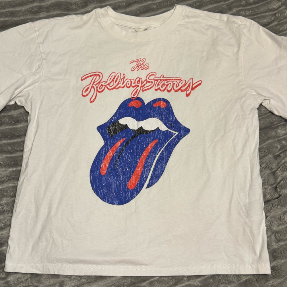 H&M White Tee with Blue and Red Graphic